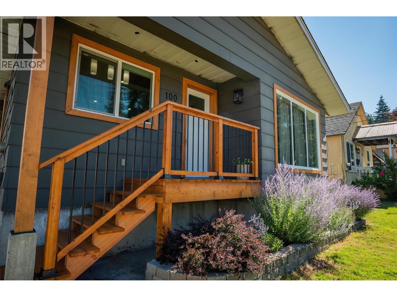 100 Birch Avenue, Fruitvale, British Columbia  V0G 1L0 - Photo 5 - 10359470