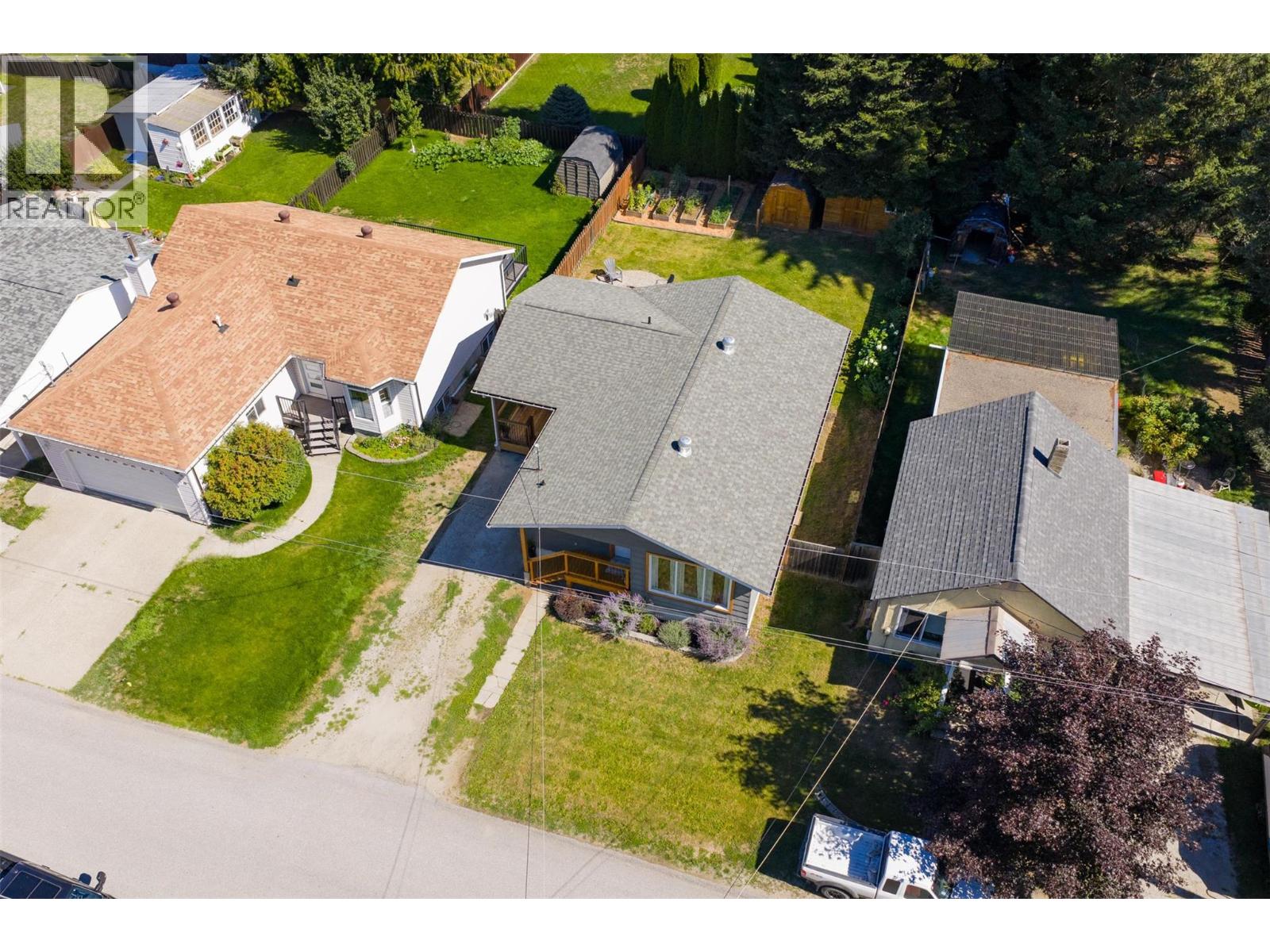 100 Birch Avenue, Fruitvale, British Columbia  V0G 1L0 - Photo 54 - 10359470