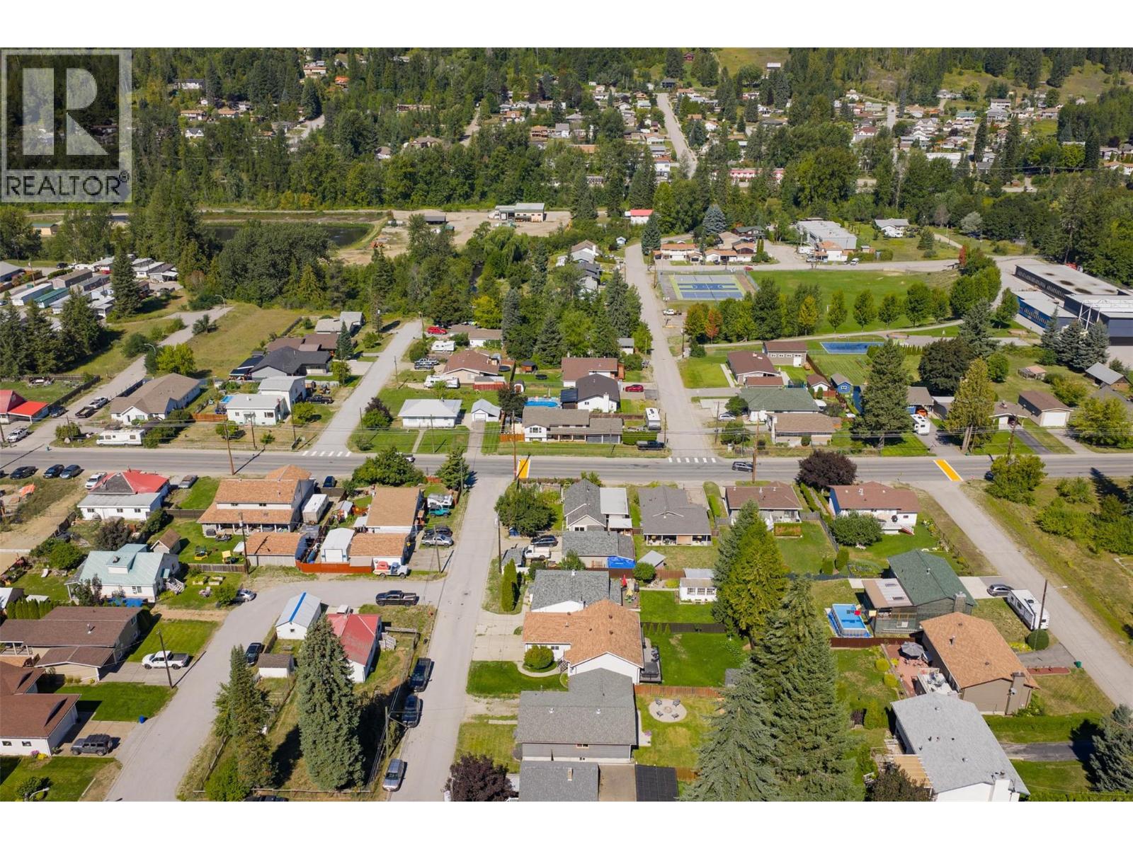 100 Birch Avenue, Fruitvale, British Columbia  V0G 1L0 - Photo 60 - 10359470