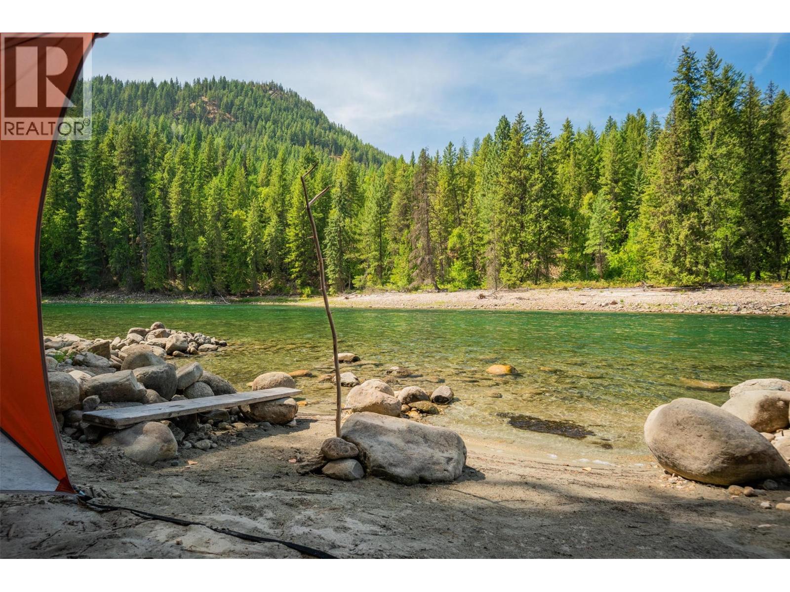 2697 Osachoff Road, South Slocan, British Columbia  V0G 2G0 - Photo 6 - 10359274
