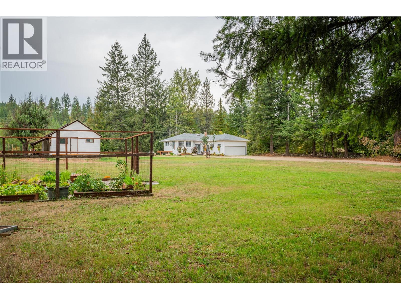 2697 Osachoff Road, South Slocan, British Columbia  V0G 2G0 - Photo 63 - 10359274