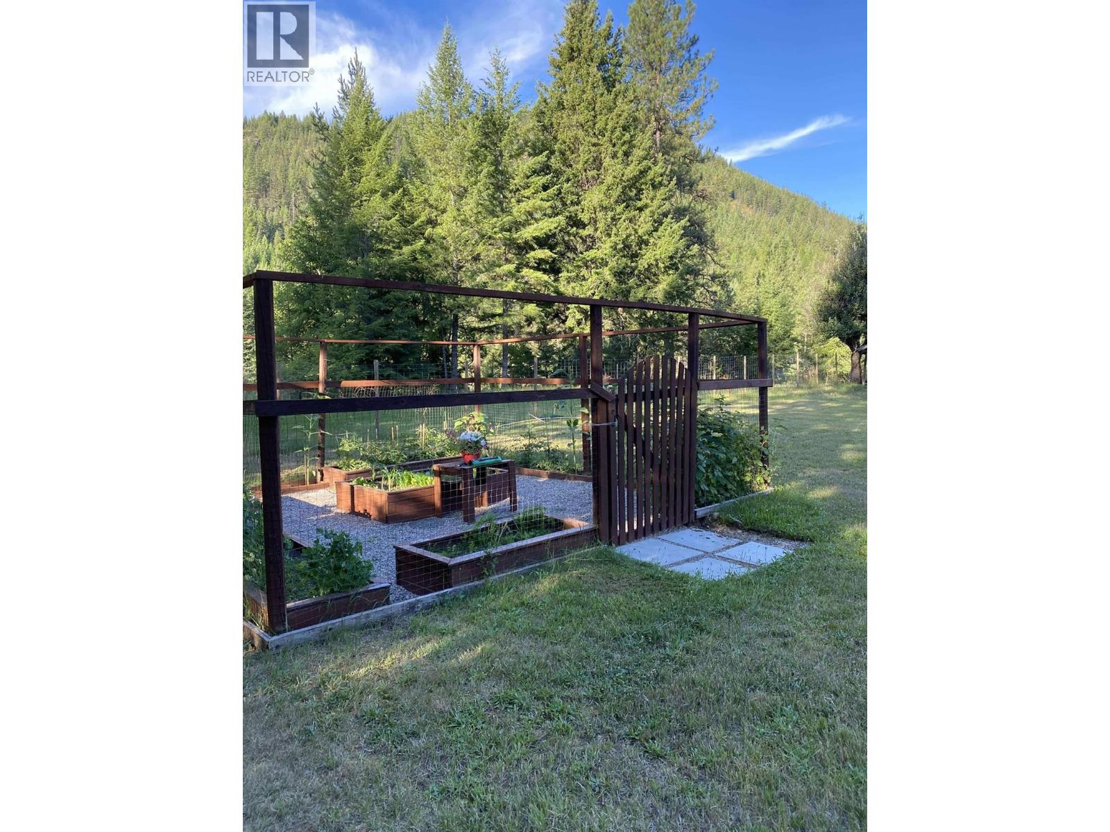 2697 Osachoff Road, South Slocan, British Columbia  V0G 2G0 - Photo 66 - 10359274