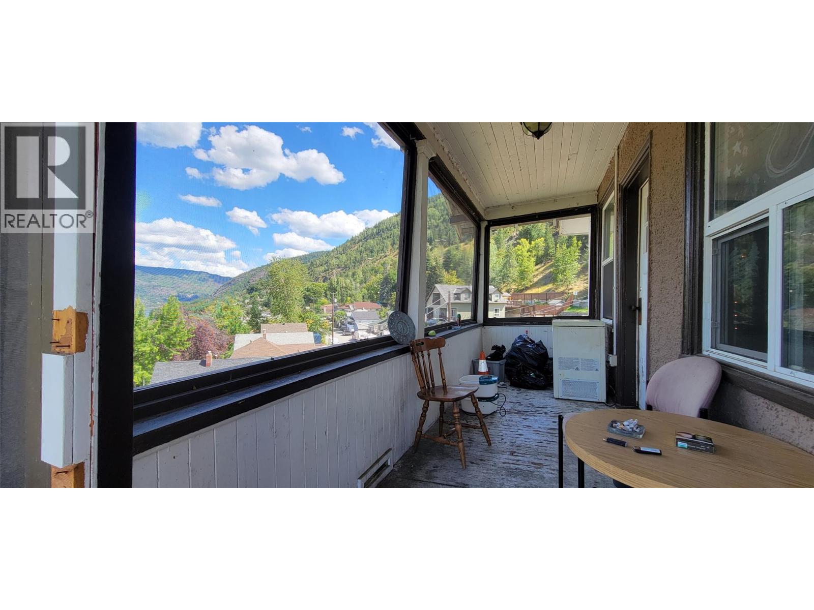 1553 Diamond Street, Trail, British Columbia  V1R 4H5 - Photo 18 - 10359696