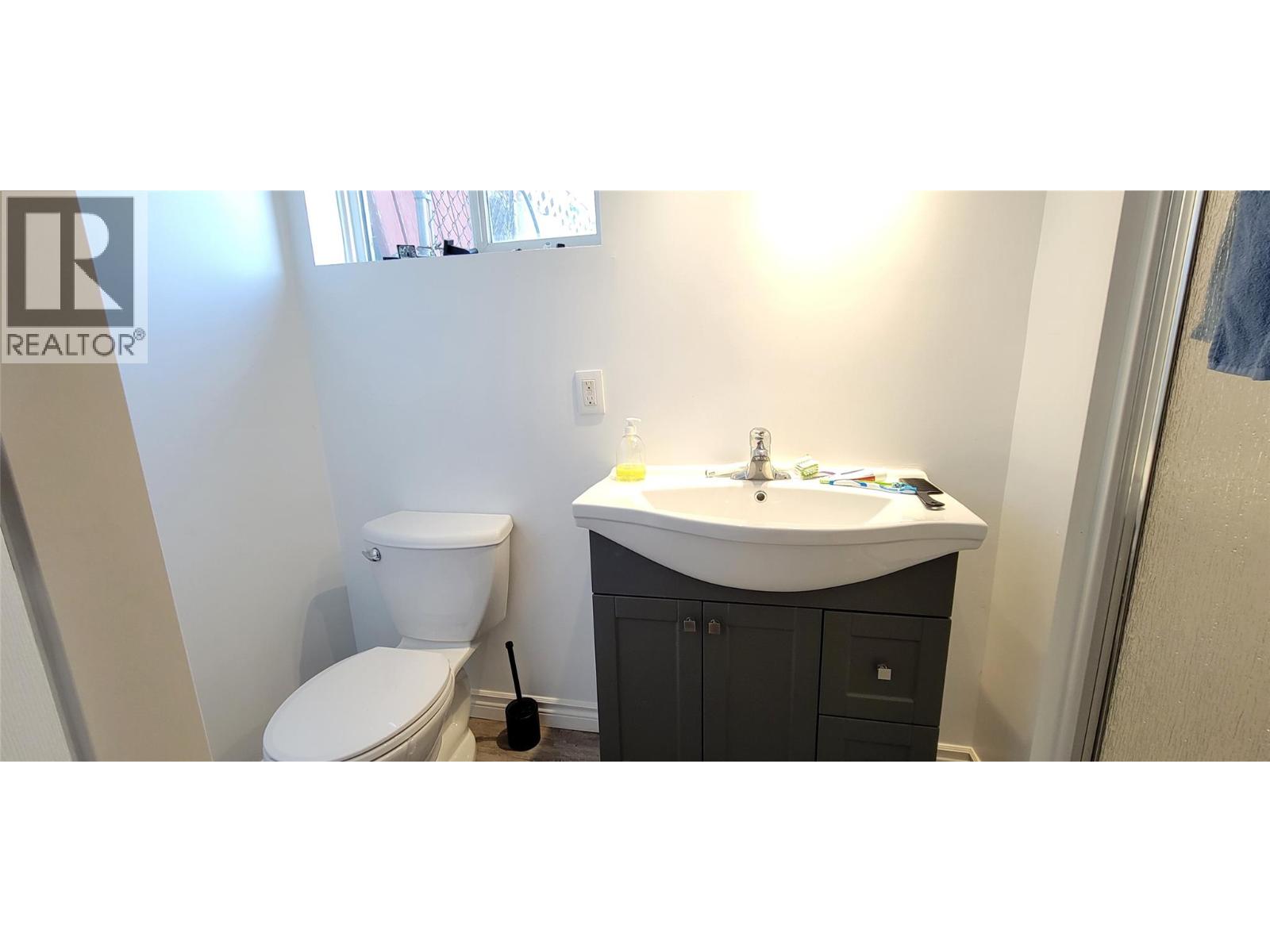 1553 Diamond Street, Trail, British Columbia  V1R 4H5 - Photo 22 - 10359696