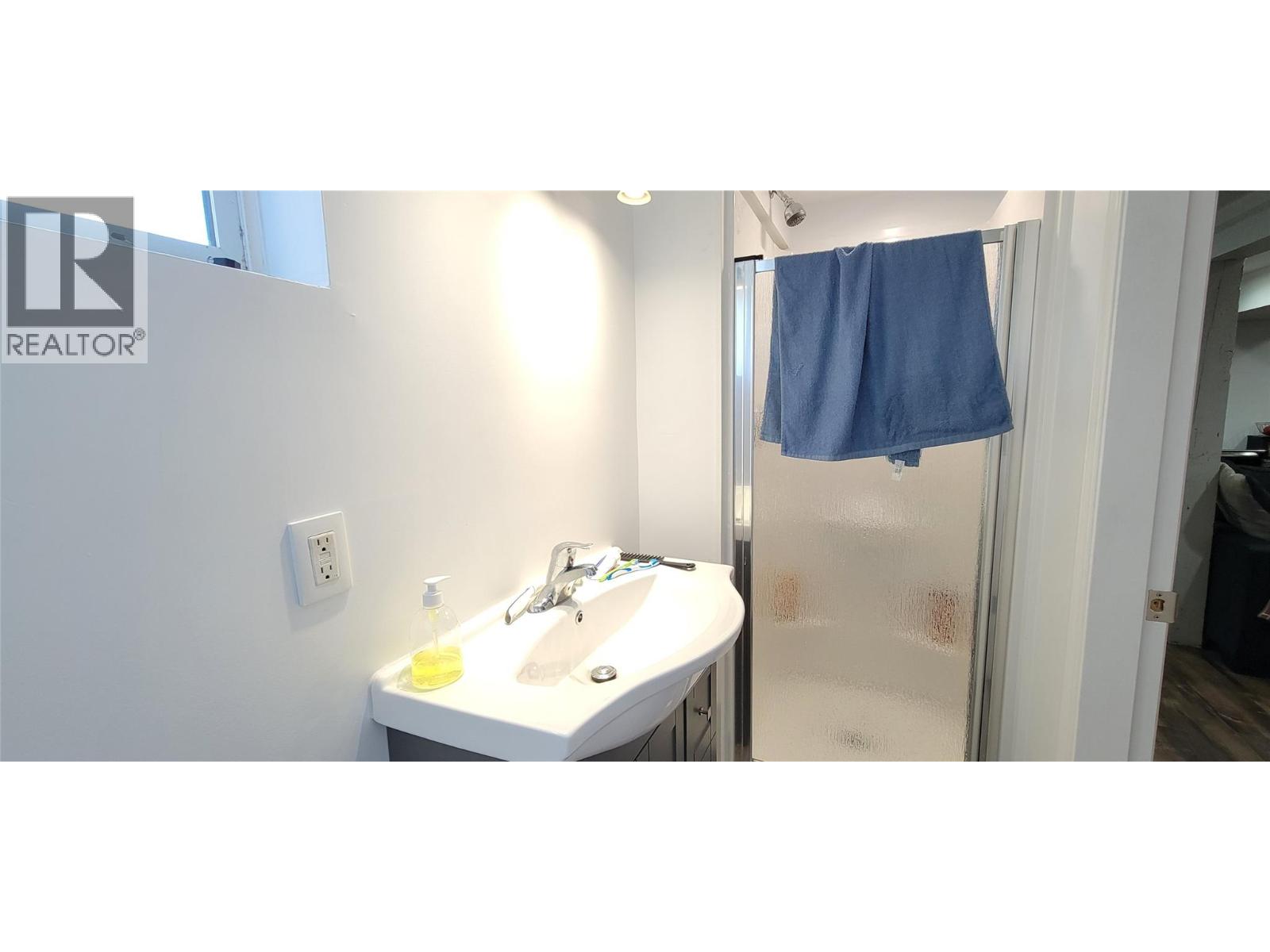 1553 Diamond Street, Trail, British Columbia  V1R 4H5 - Photo 23 - 10359696