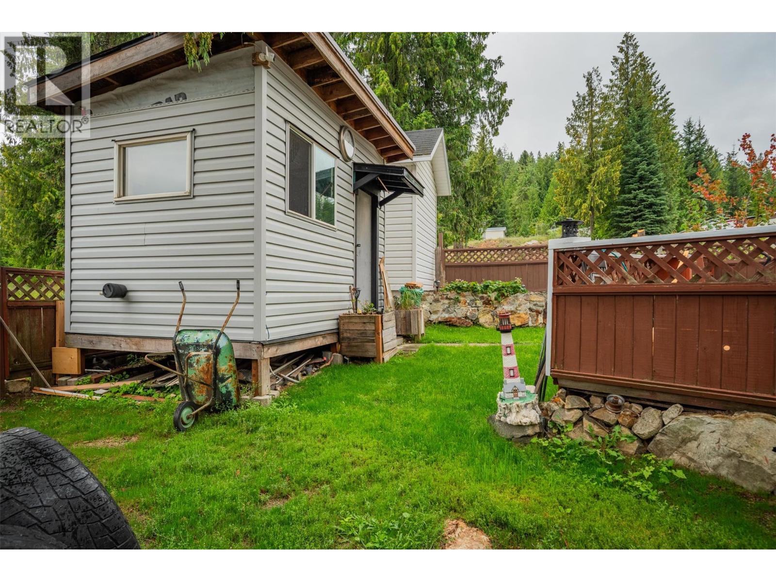 891 Monte Vista Drive Unit# 24, Rossland, British Columbia  V0G 1Y0 - Photo 20 - 10359700