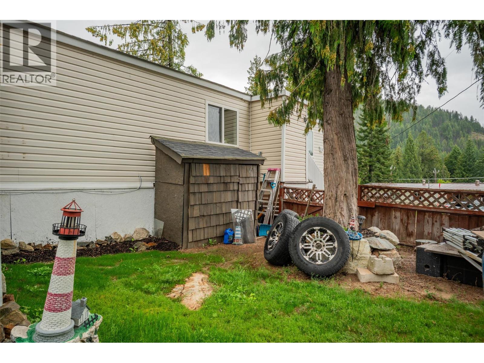 891 Monte Vista Drive Unit# 24, Rossland, British Columbia  V0G 1Y0 - Photo 23 - 10359700