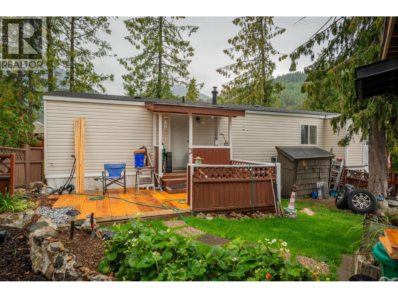 891 Monte Vista Drive Unit# 24, Rossland, British Columbia  V0G 1Y0 - Photo 25 - 10359700