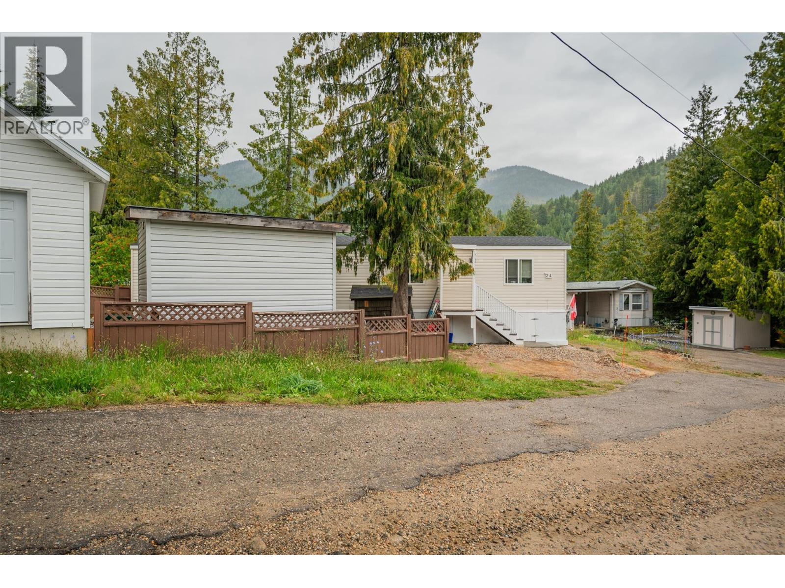 891 Monte Vista Drive Unit# 24, Rossland, British Columbia  V0G 1Y0 - Photo 28 - 10359700