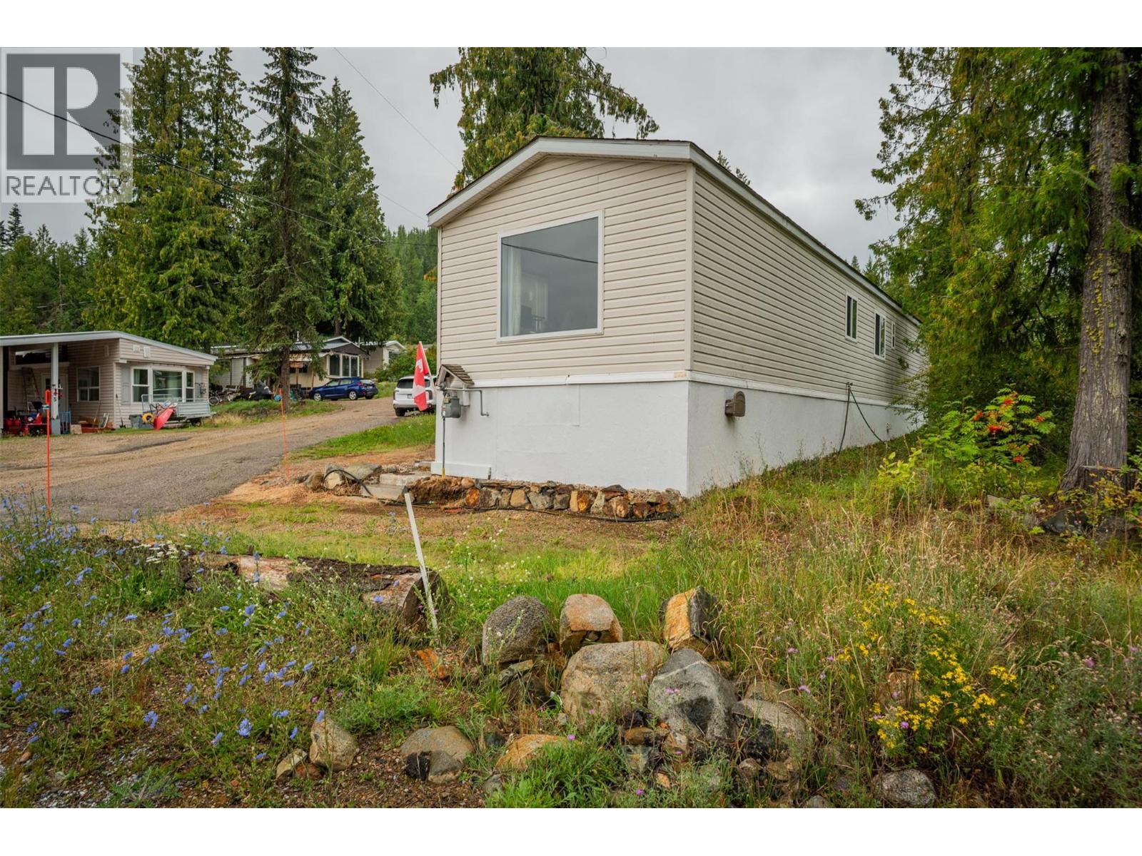 891 Monte Vista Drive Unit# 24, Rossland, British Columbia  V0G 1Y0 - Photo 31 - 10359700