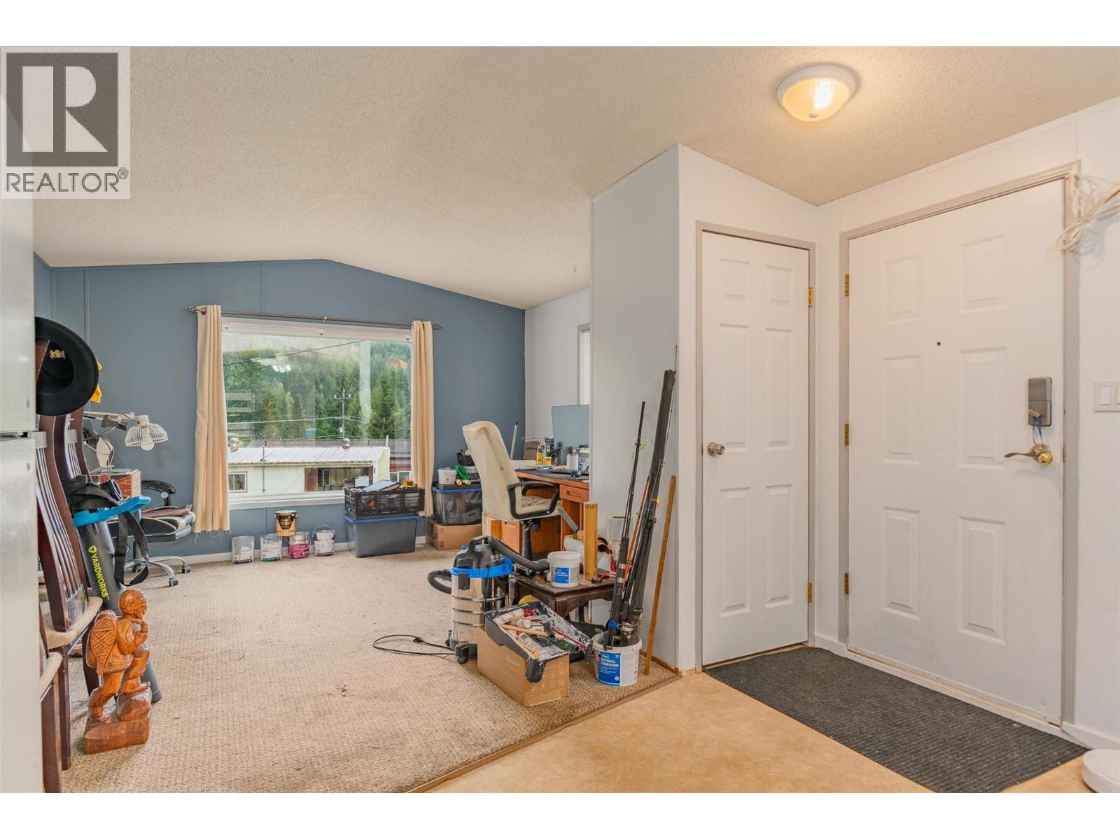 891 Monte Vista Drive Unit# 24, Rossland, British Columbia  V0G 1Y0 - Photo 7 - 10359700