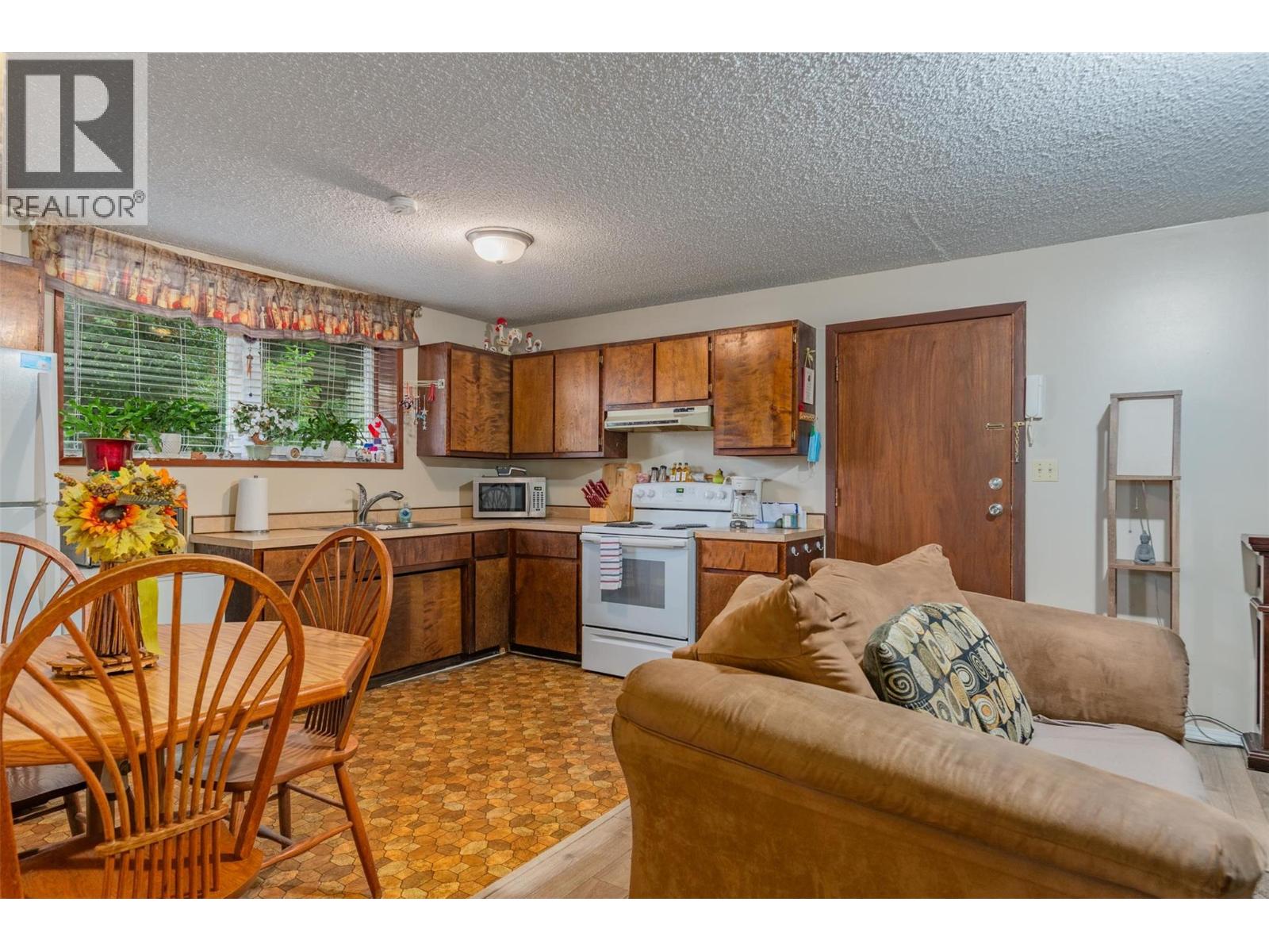 108 Colley Street, Warfield, British Columbia  V1R 2M2 - Photo 20 - 10359680