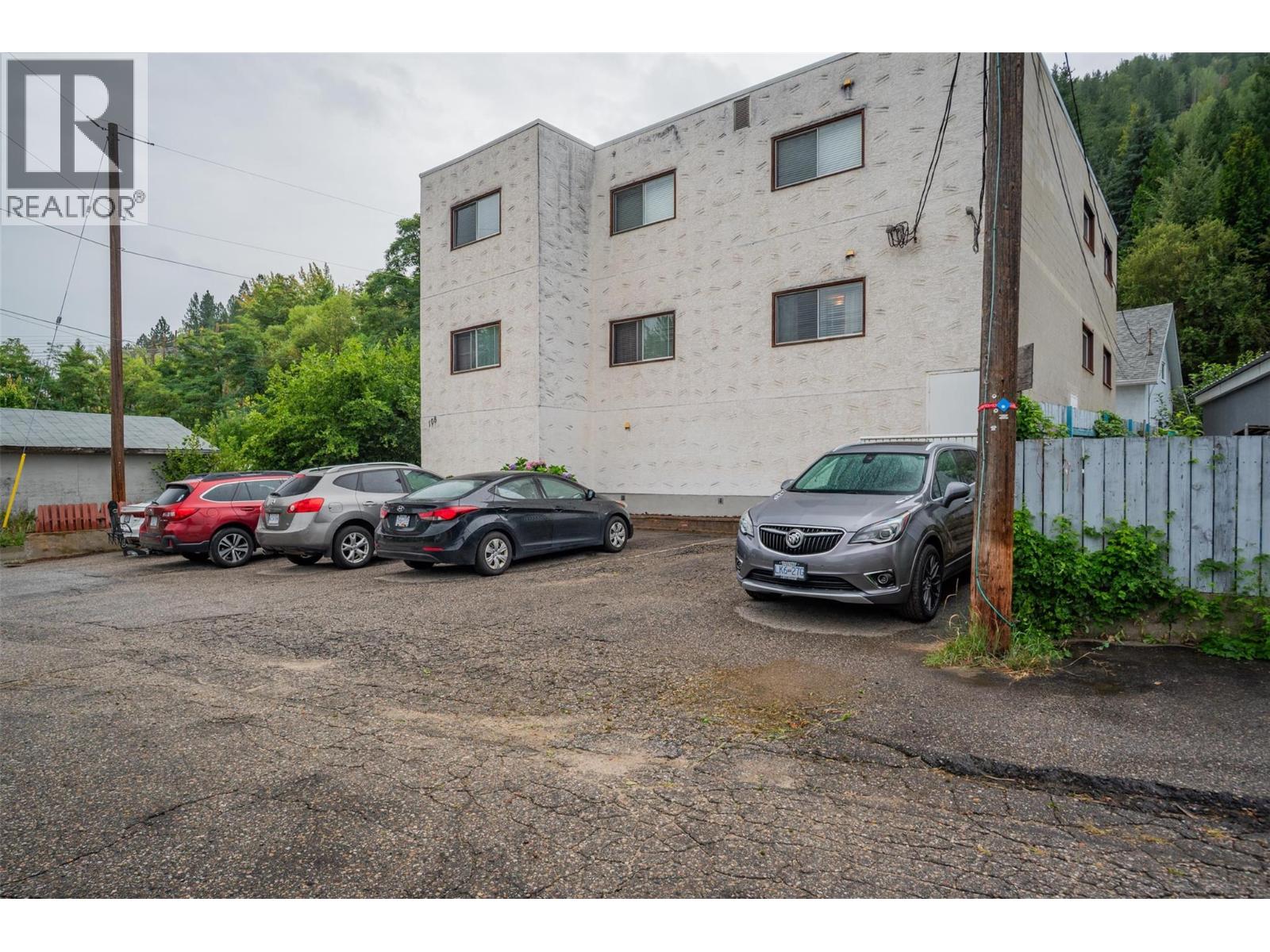 108 Colley Street, Warfield, British Columbia  V1R 2M2 - Photo 27 - 10359680