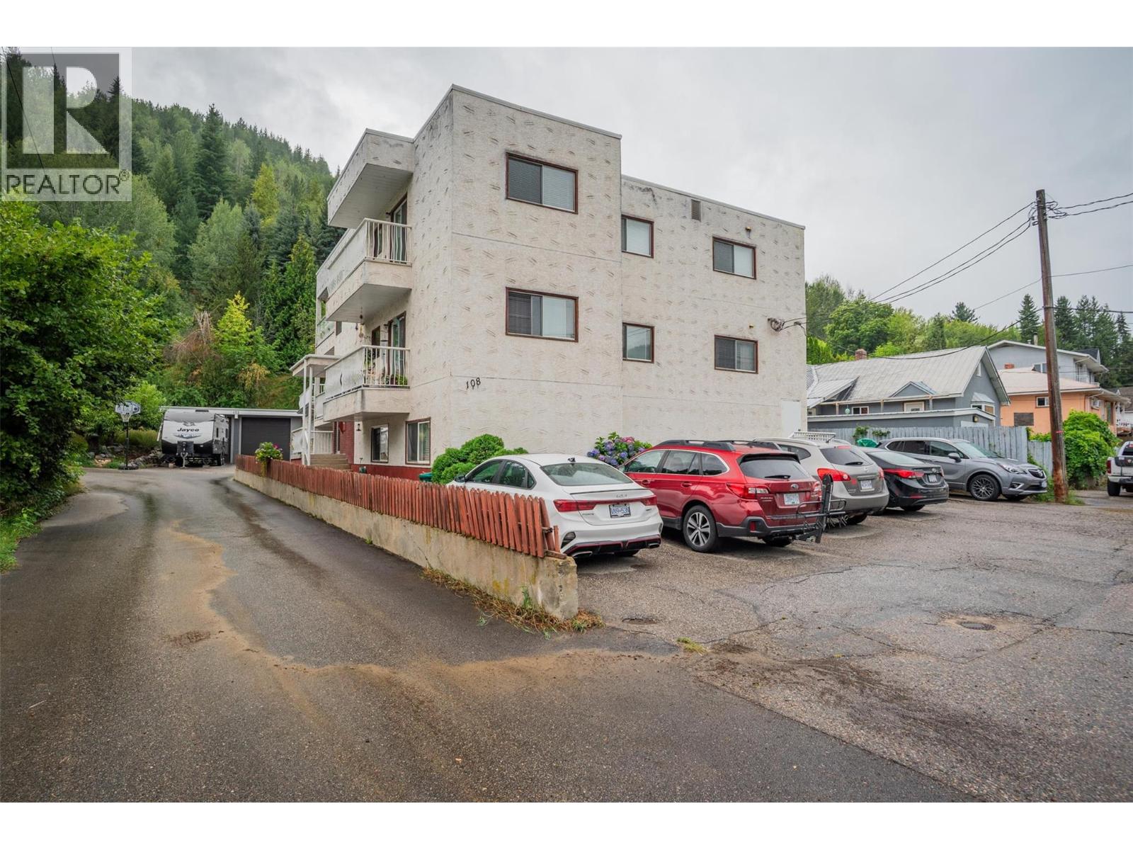 108 Colley Street, Warfield, British Columbia  V1R 2M2 - Photo 28 - 10359680