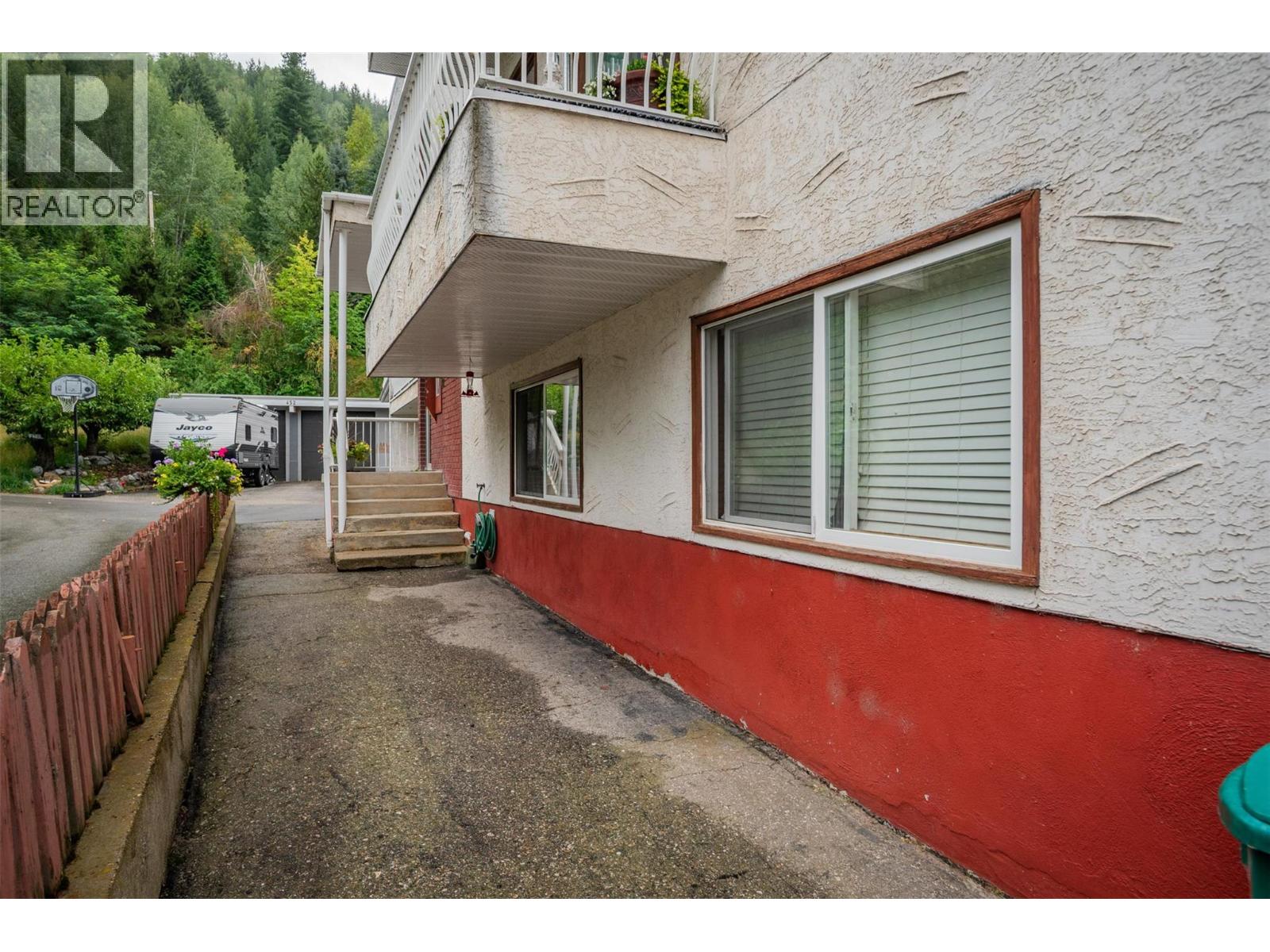 108 Colley Street, Warfield, British Columbia  V1R 2M2 - Photo 30 - 10359680