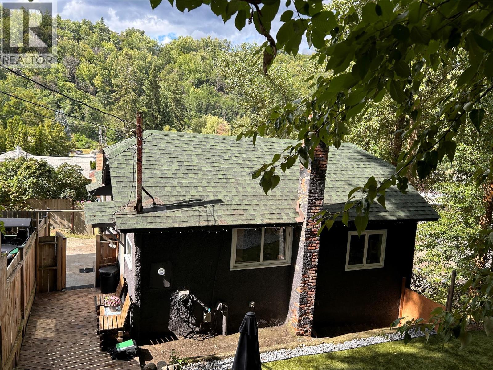 533 Turner Street, Warfield, British Columbia  V1R 2P6 - Photo 3 - 10359694