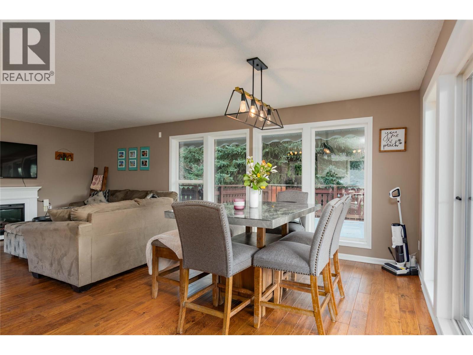 425 8th Avenue, Montrose, British Columbia  V0G 1P0 - Photo 22 - 10360052