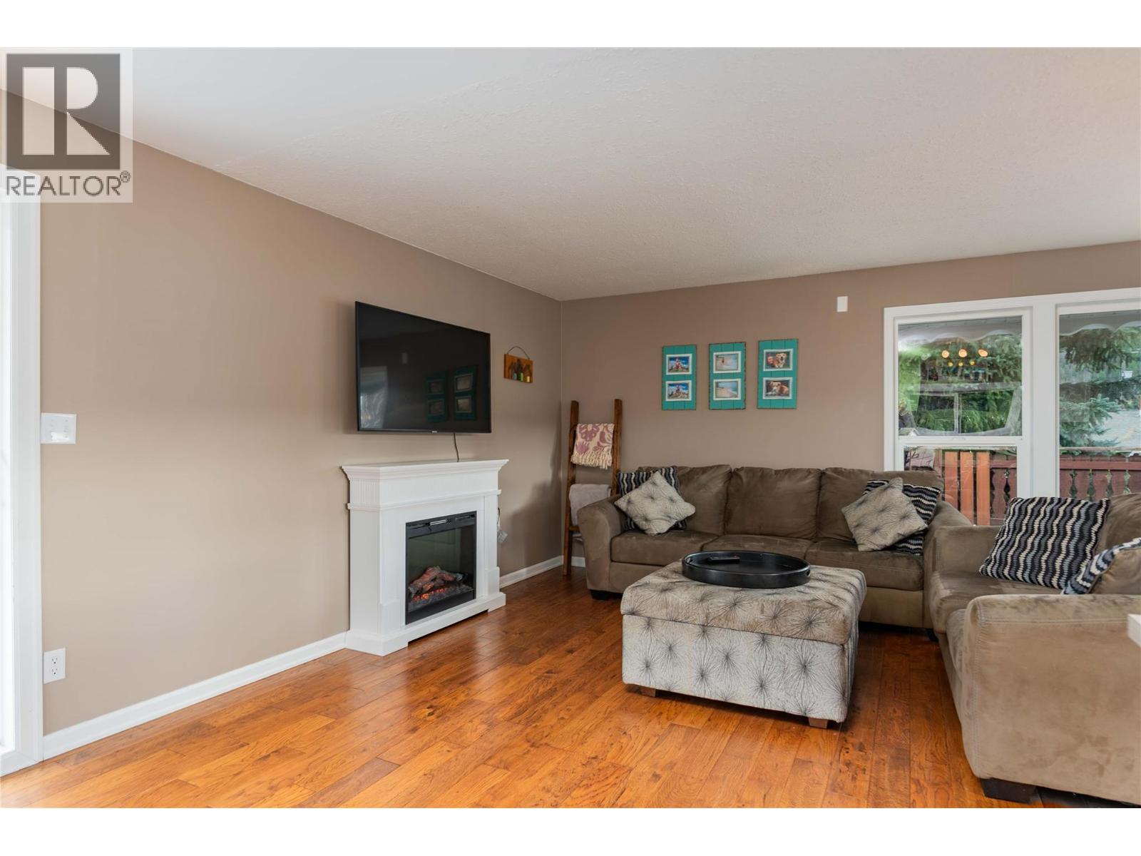 425 8th Avenue, Montrose, British Columbia  V0G 1P0 - Photo 25 - 10360052