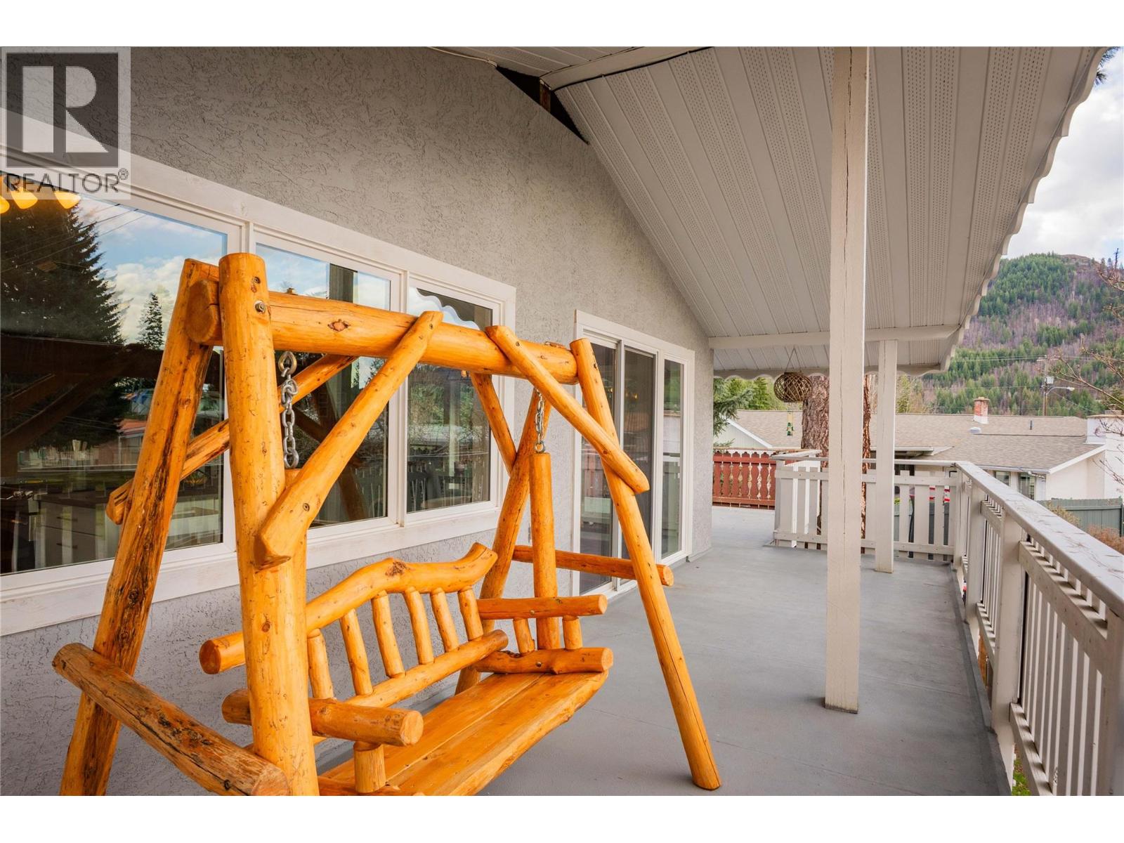 425 8th Avenue, Montrose, British Columbia  V0G 1P0 - Photo 31 - 10360052