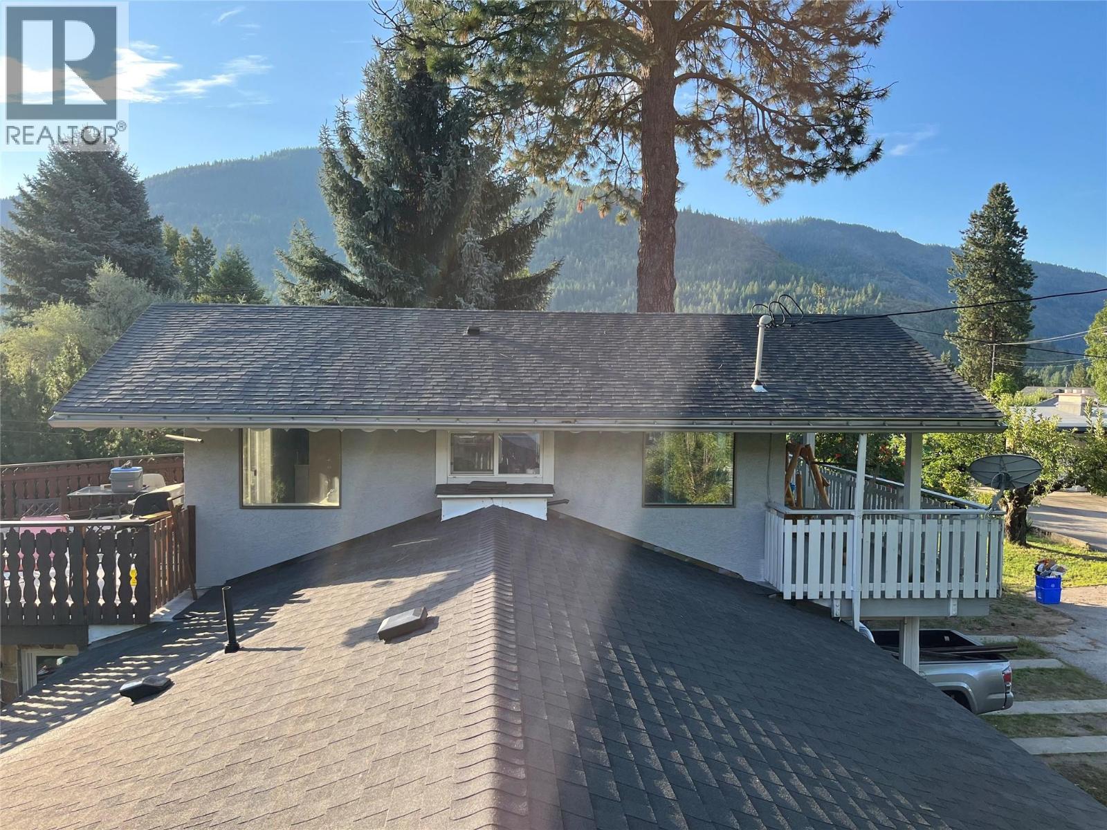 425 8th Avenue, Montrose, British Columbia  V0G 1P0 - Photo 56 - 10360052