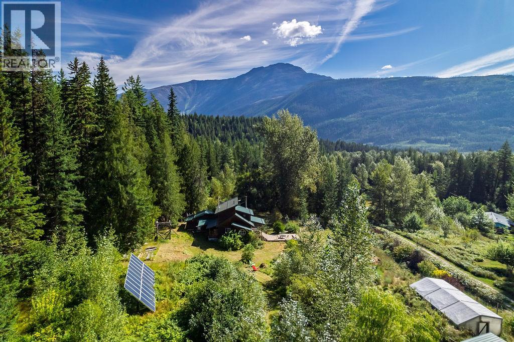 277 Meadow Creek Road, Meadow Creek, British Columbia  V0G 1N0 - Photo 1 - 10360013