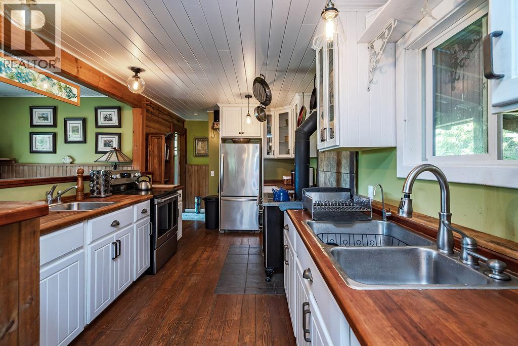 277 Meadow Creek Road, Meadow Creek, British Columbia  V0G 1N0 - Photo 14 - 10360013