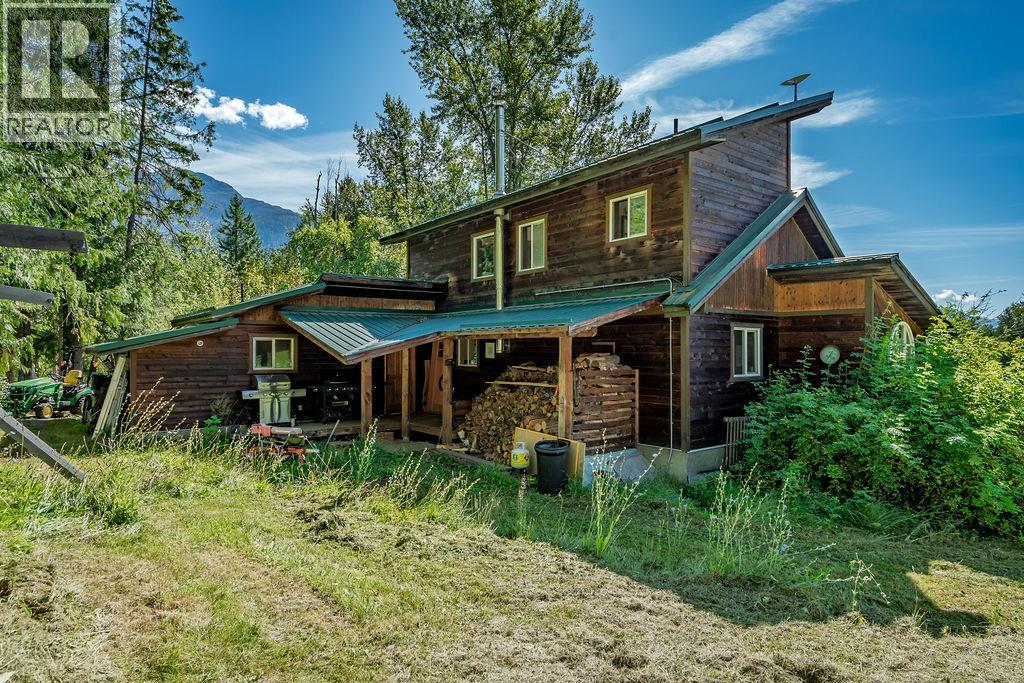 277 Meadow Creek Road, Meadow Creek, British Columbia  V0G 1N0 - Photo 33 - 10360013