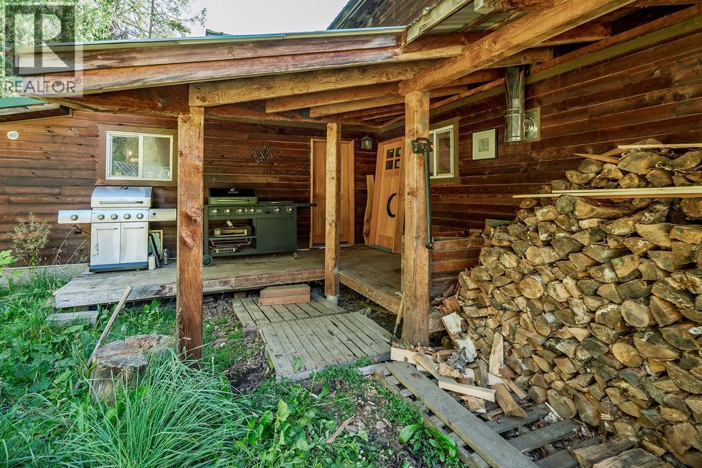 277 Meadow Creek Road, Meadow Creek, British Columbia  V0G 1N0 - Photo 34 - 10360013