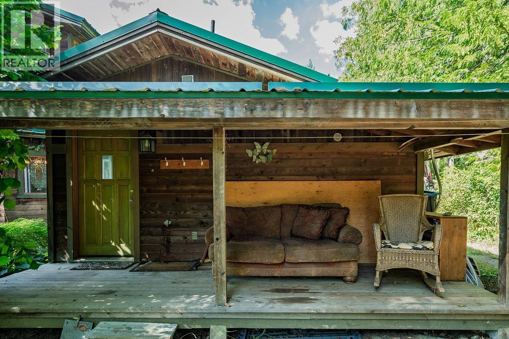 277 Meadow Creek Road, Meadow Creek, British Columbia  V0G 1N0 - Photo 51 - 10360013