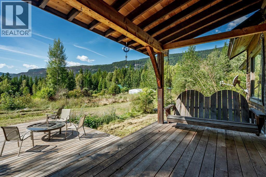 277 Meadow Creek Road, Meadow Creek, British Columbia  V0G 1N0 - Photo 6 - 10360013