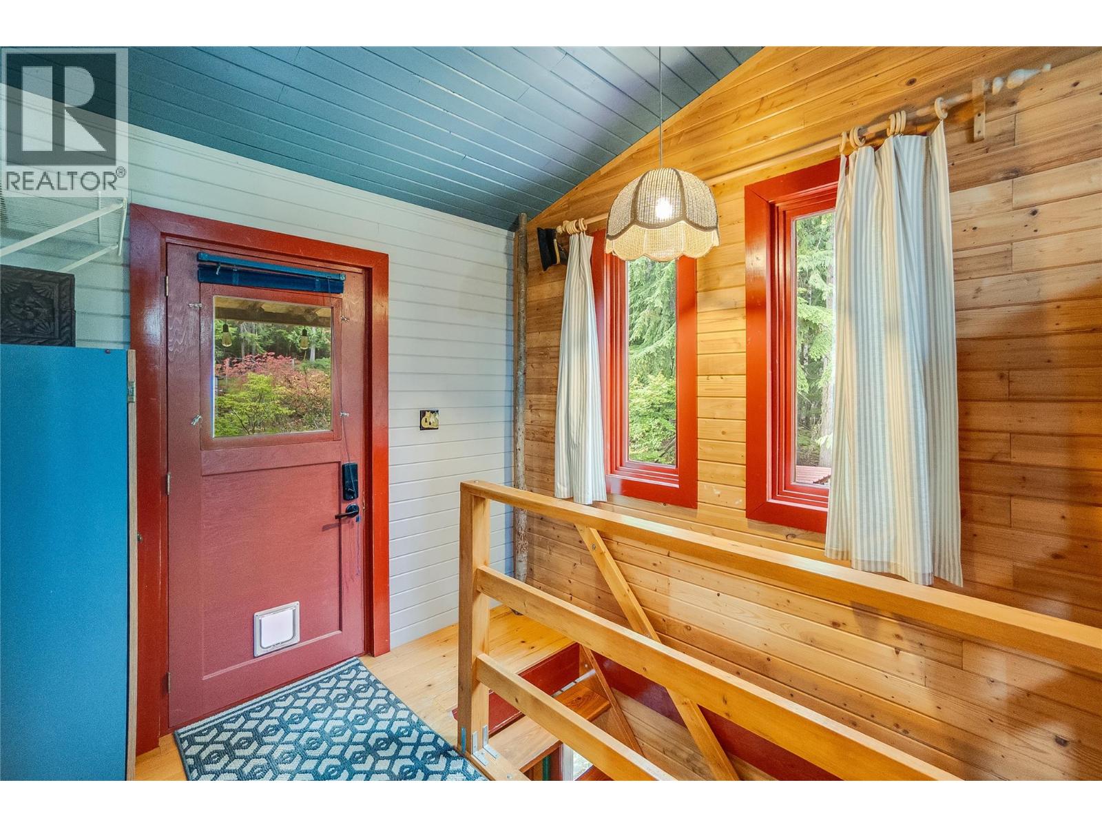 8780 Martens Road, Slocan, British Columbia  V0G 2C0 - Photo 27 - 10360029