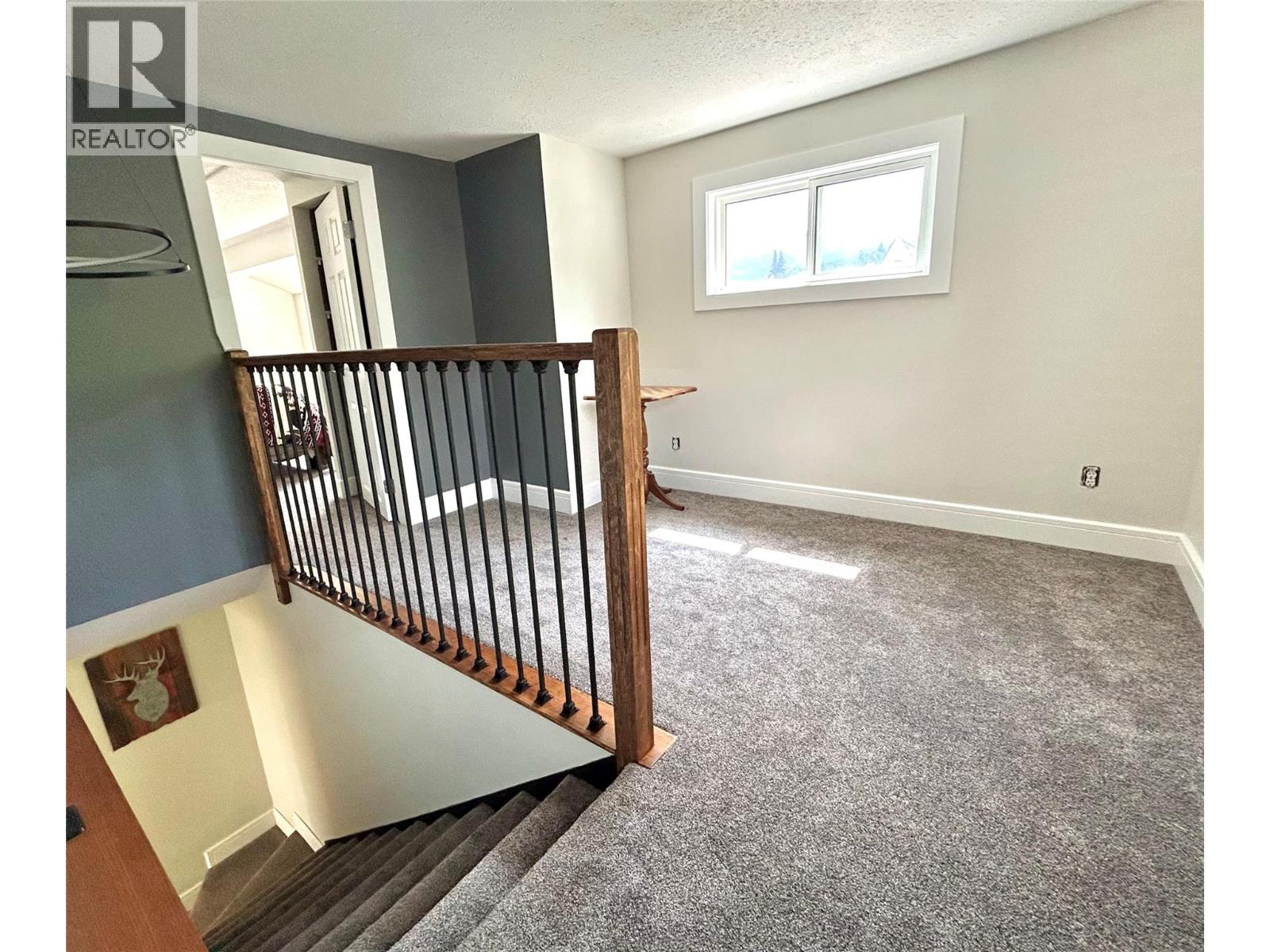 715 Shakespeare Street, Warfield, British Columbia  V1R 2B3 - Photo 33 - 10360108