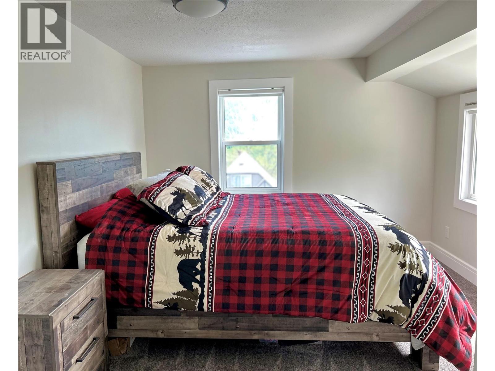 715 Shakespeare Street, Warfield, British Columbia  V1R 2B3 - Photo 38 - 10360108