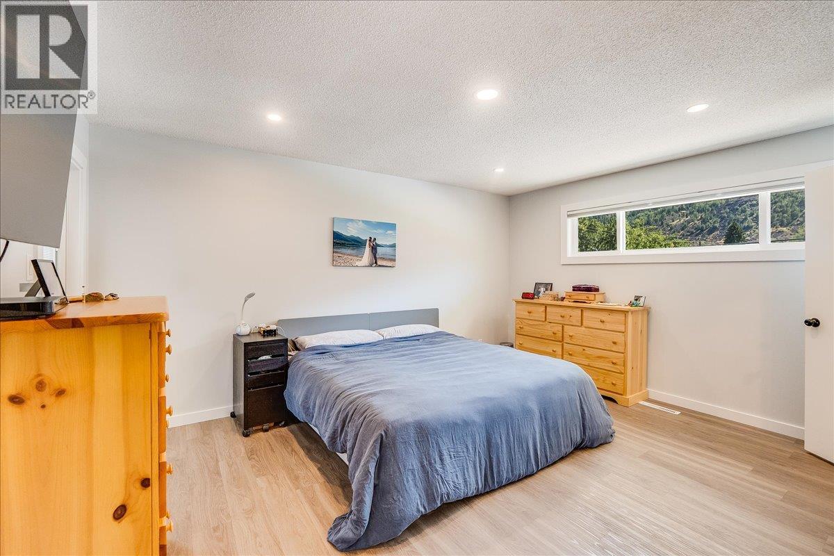 1957 Fourth Avenue, Trail, British Columbia  V1R 1T3 - Photo 23 - 10360171