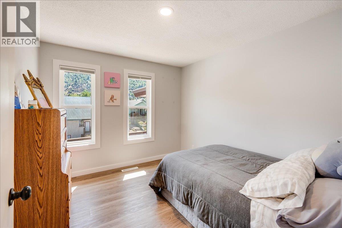 1957 Fourth Avenue, Trail, British Columbia  V1R 1T3 - Photo 24 - 10360171