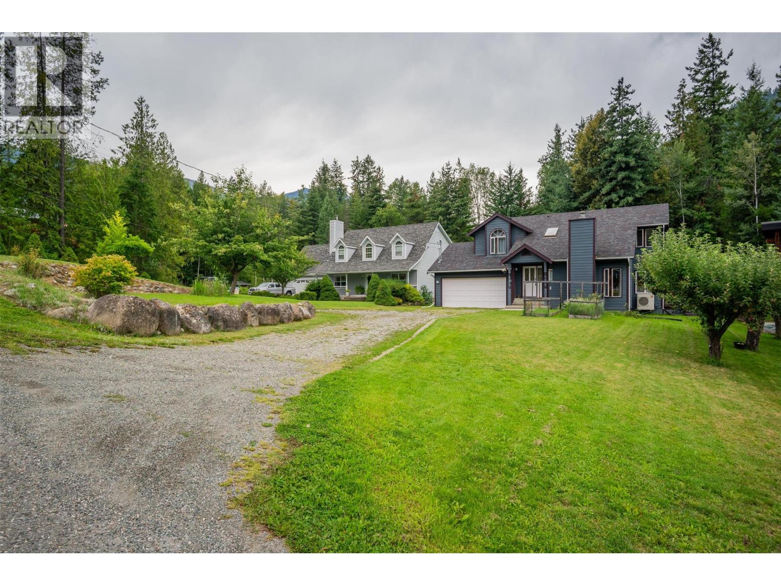 611 7th Street, Kaslo, British Columbia  V0G 1M0 - Photo 10 - 10359961