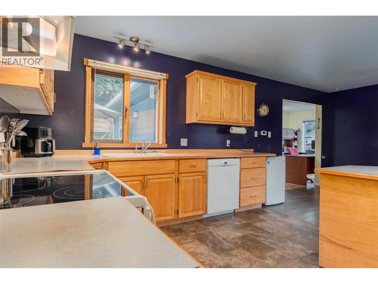 611 7th Street, Kaslo, British Columbia  V0G 1M0 - Photo 23 - 10359961
