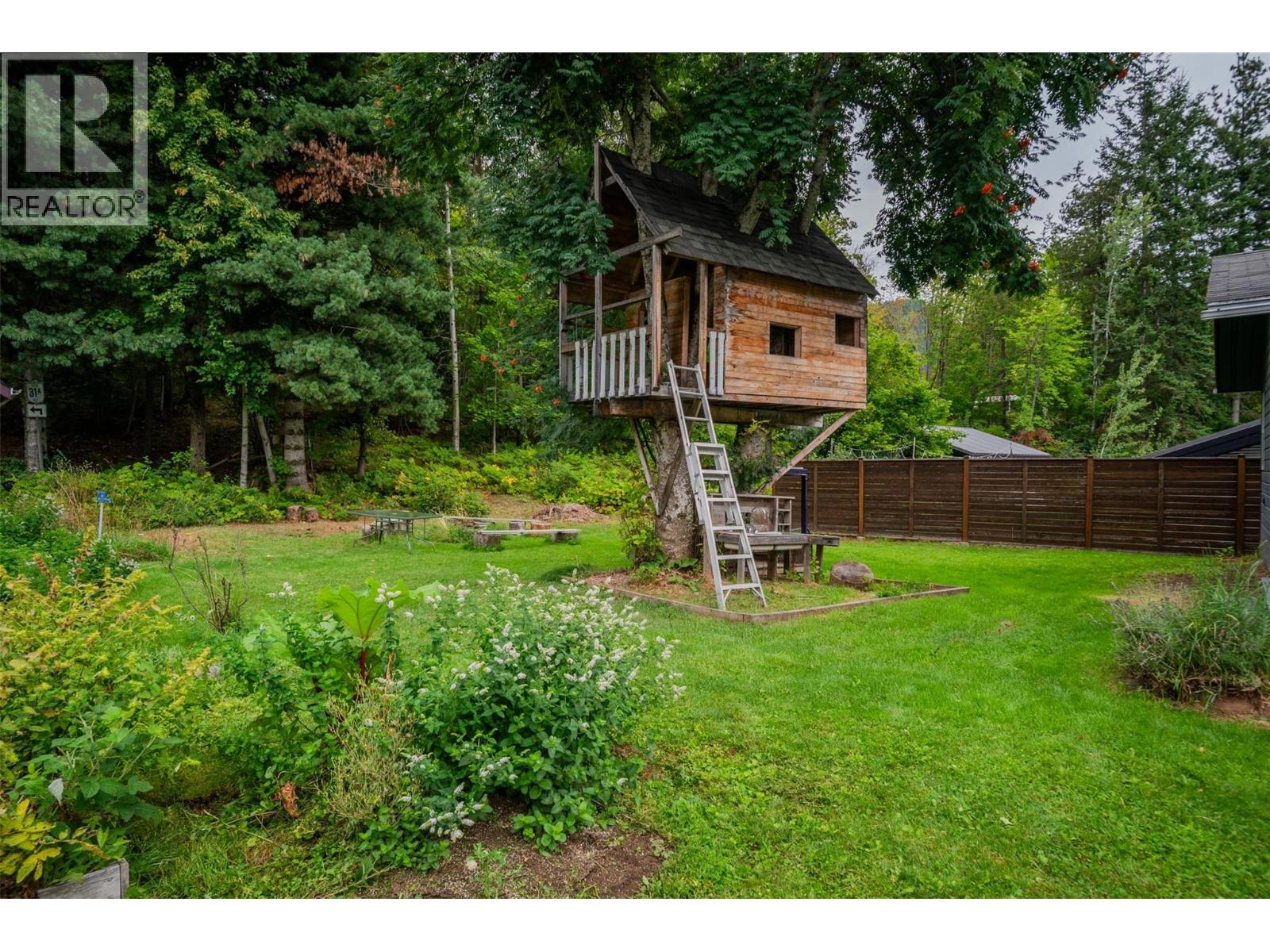 611 7th Street, Kaslo, British Columbia  V0G 1M0 - Photo 67 - 10359961