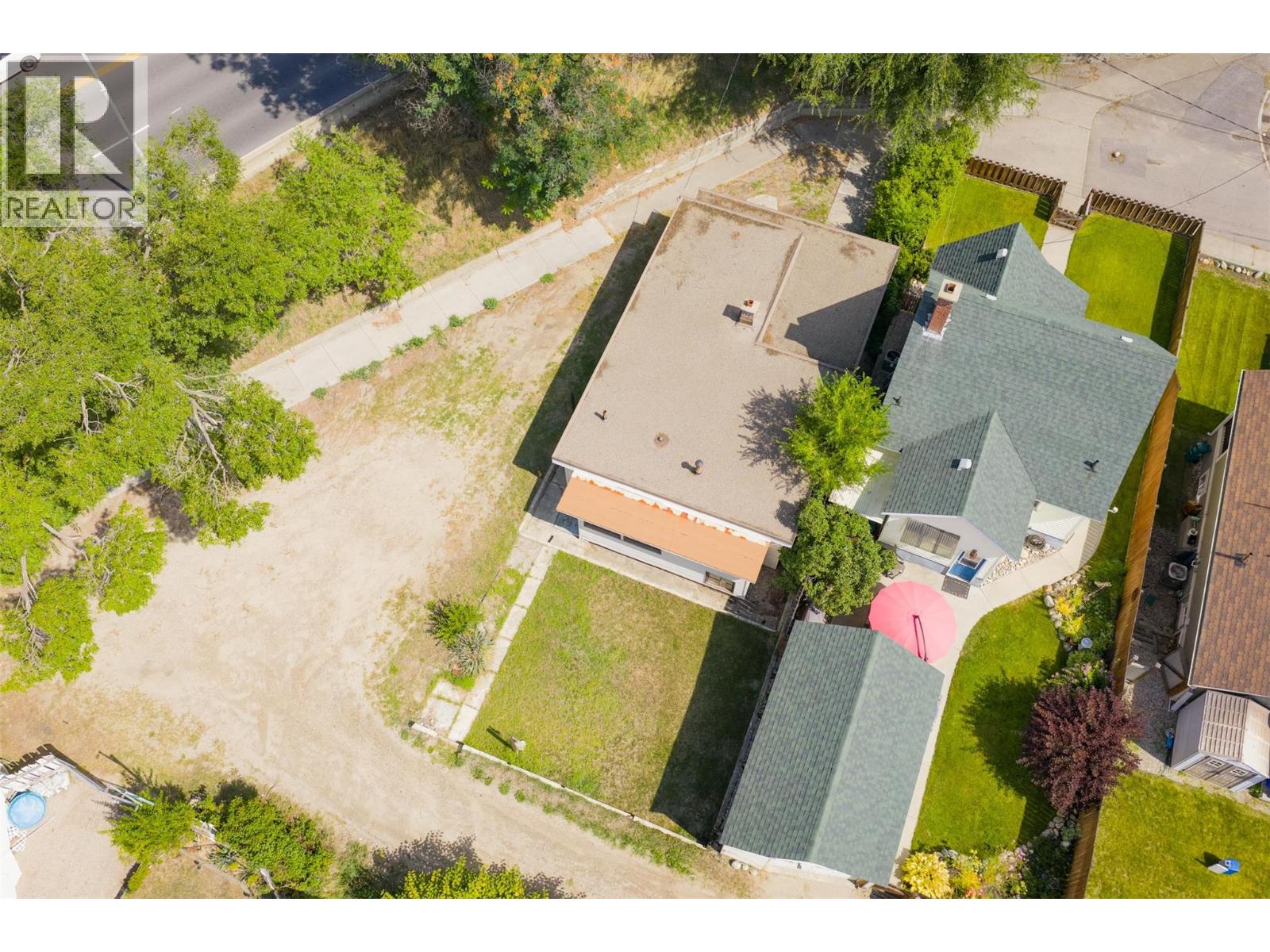 1430 Fifth Avenue, Trail, British Columbia  V1R 1T6 - Photo 35 - 10360018