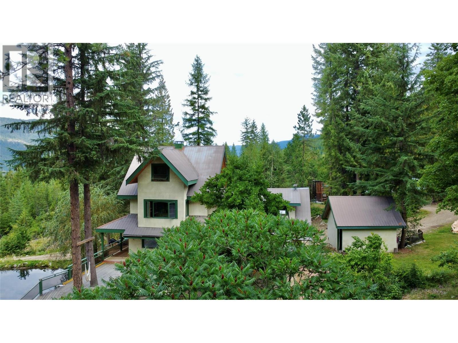 7138 Graham Road, Winlaw, British Columbia  V0G 2J0 - Photo 1 - 10360038