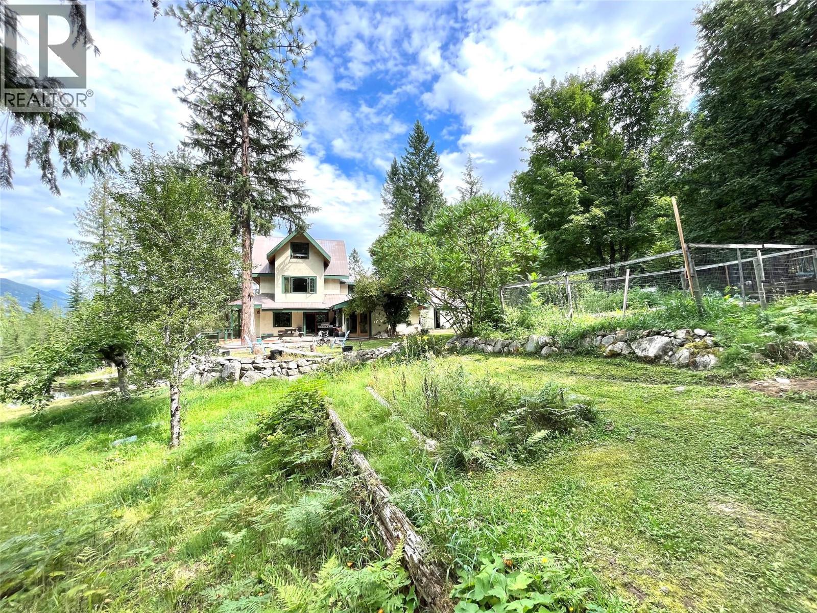 7138 Graham Road, Winlaw, British Columbia  V0G 2J0 - Photo 6 - 10360038