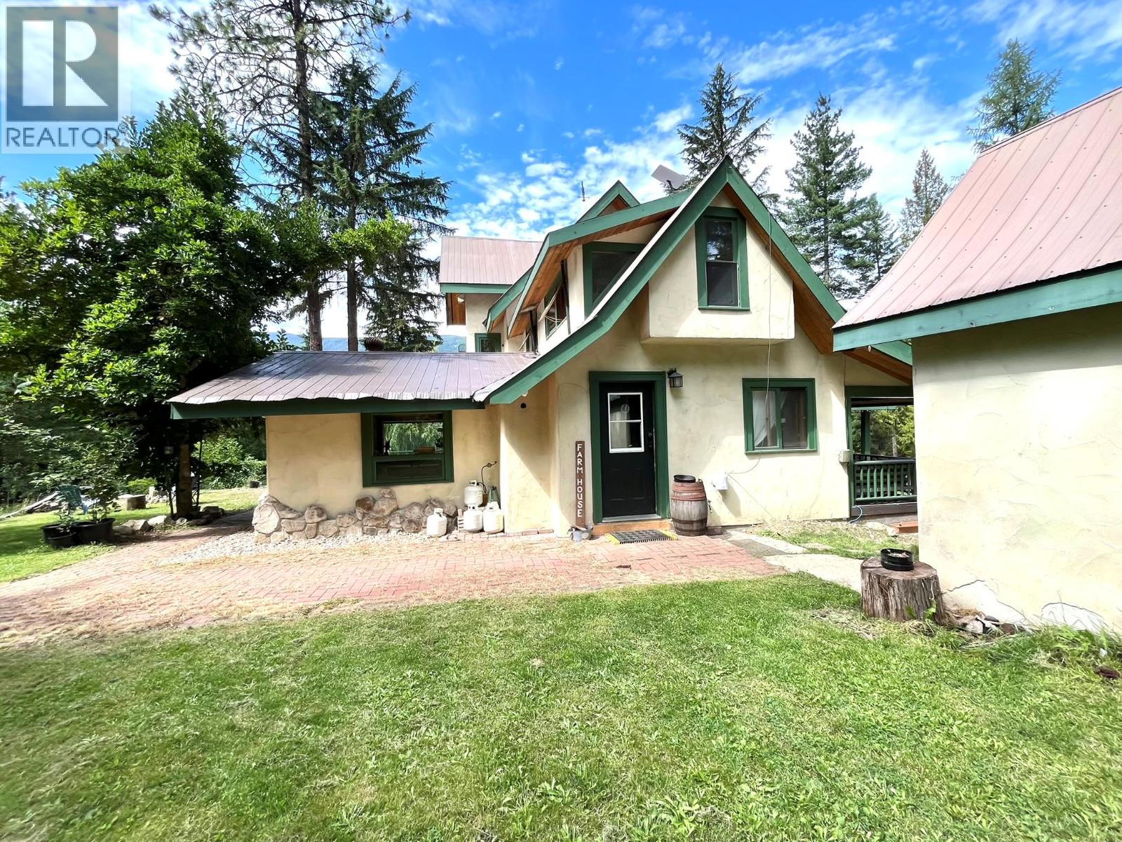 7138 Graham Road, Winlaw, British Columbia  V0G 2J0 - Photo 8 - 10360038