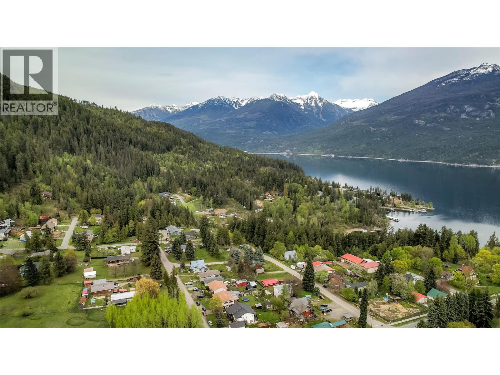 127 8th Street N, Kaslo, British Columbia  V0G 1M0 - Photo 2 - 10360012
