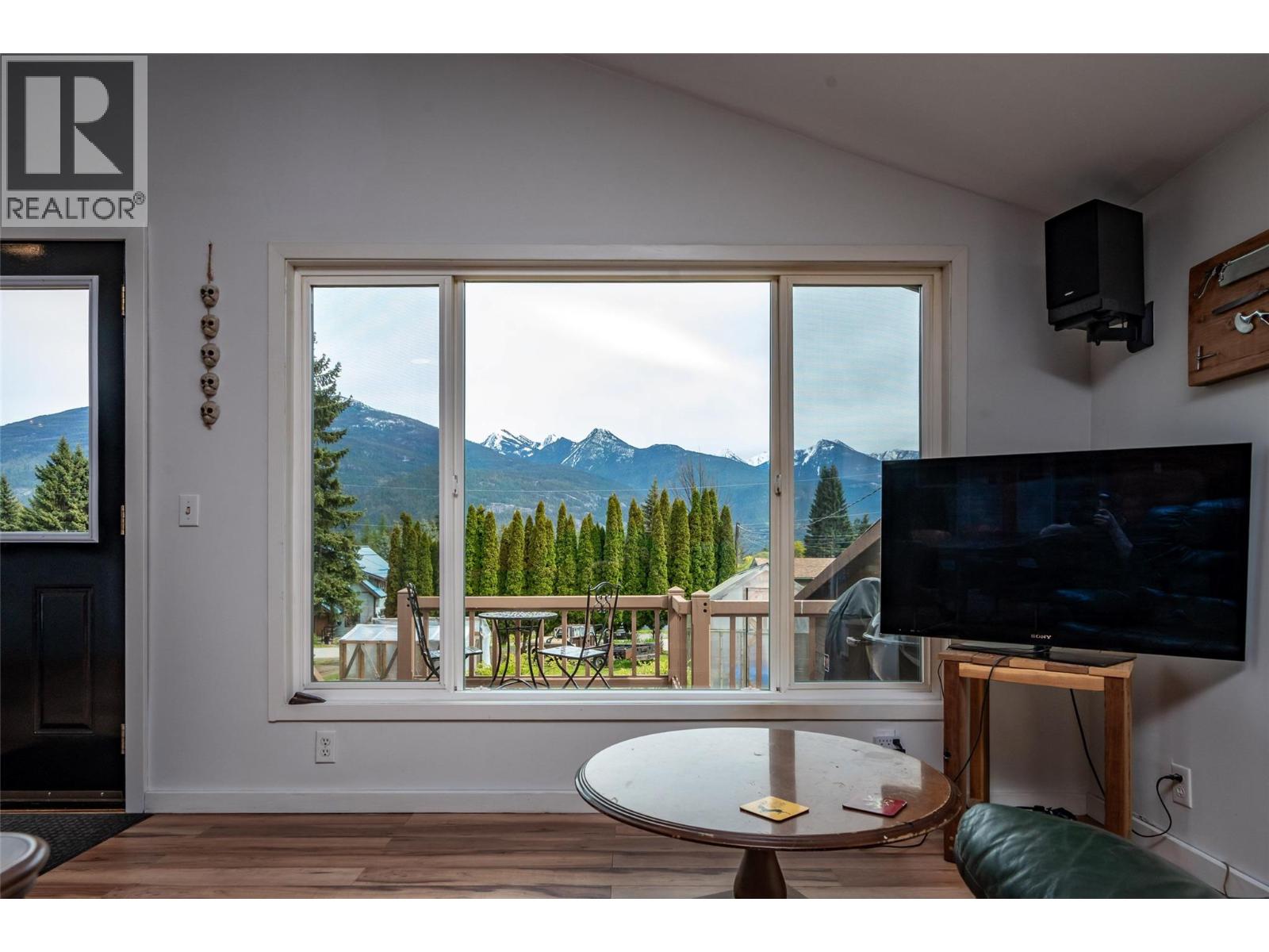 127 8th Street N, Kaslo, British Columbia  V0G 1M0 - Photo 21 - 10360012