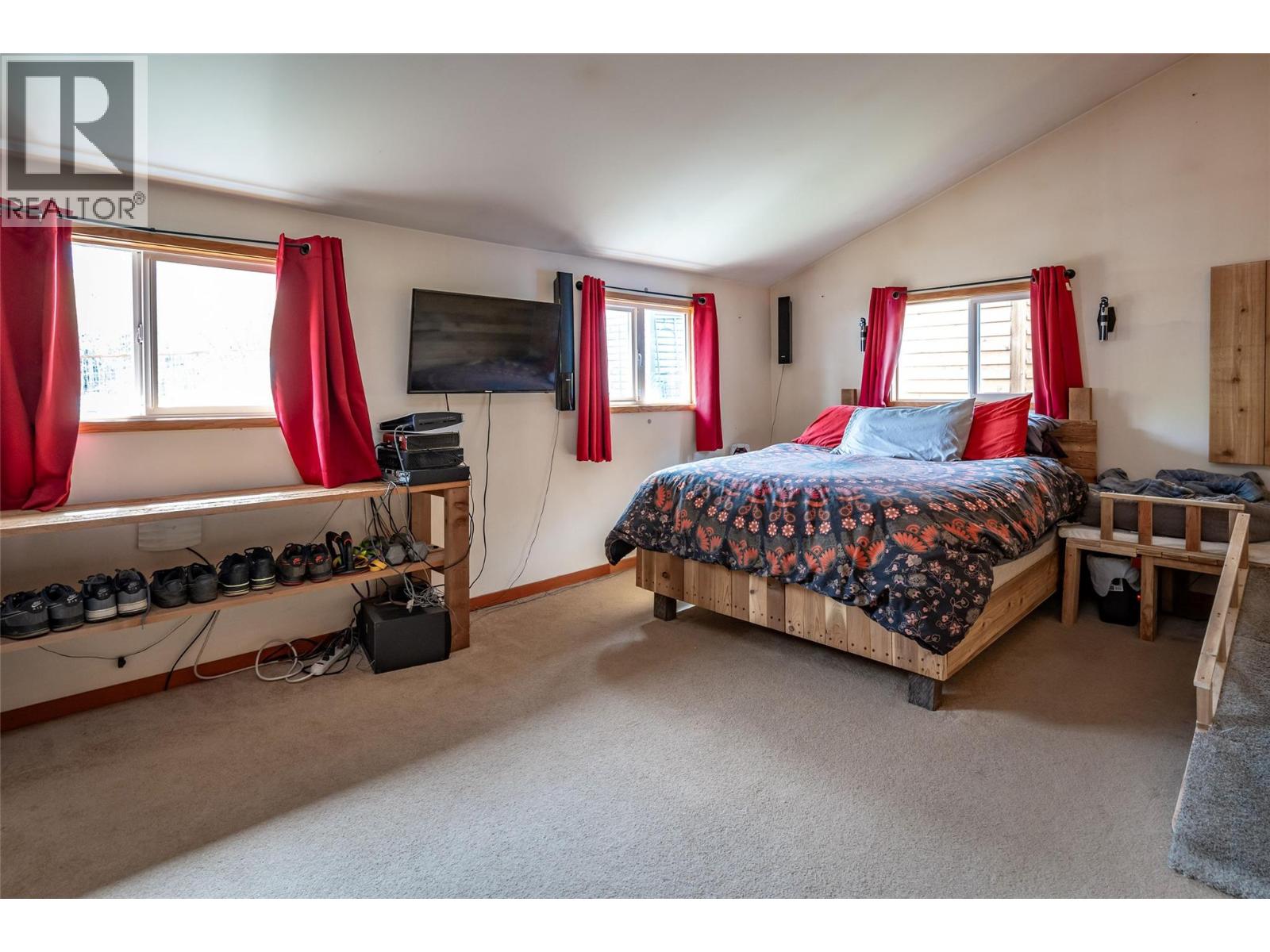 127 8th Street N, Kaslo, British Columbia  V0G 1M0 - Photo 27 - 10360012