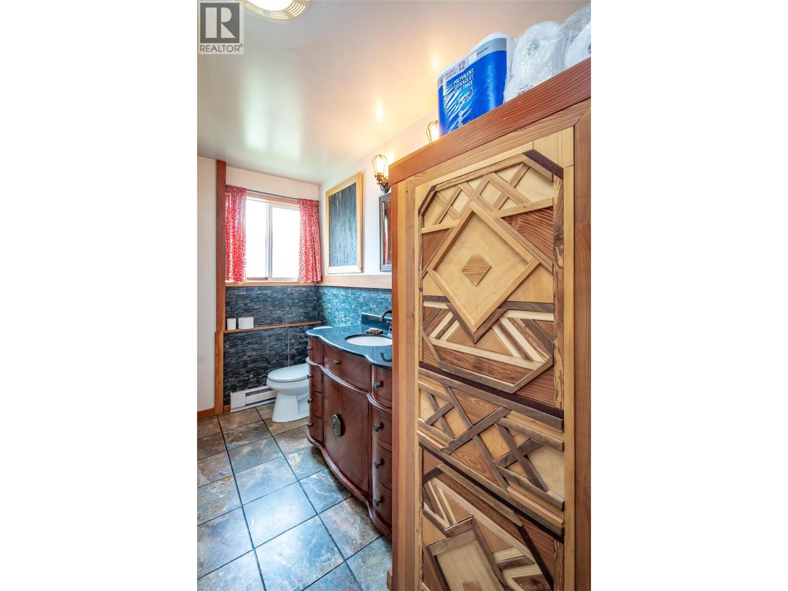 127 8th Street N, Kaslo, British Columbia  V0G 1M0 - Photo 33 - 10360012