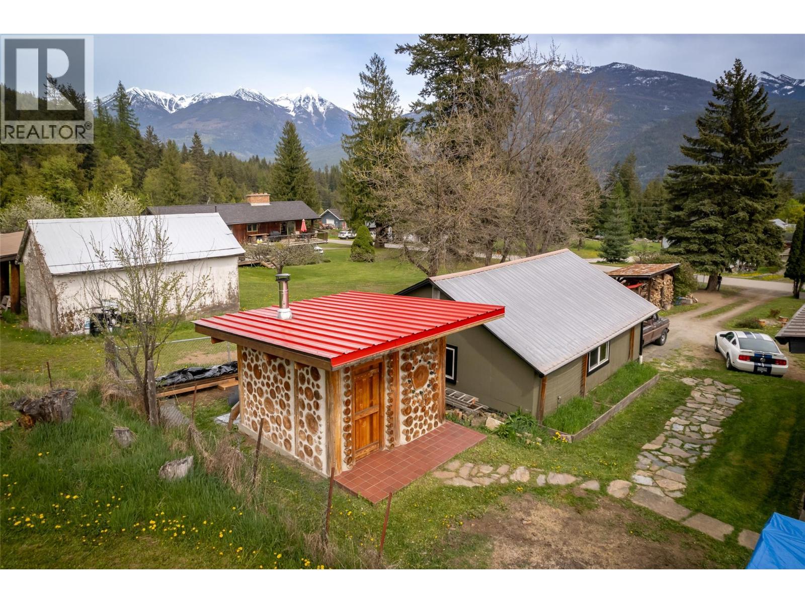 127 8th Street N, Kaslo, British Columbia  V0G 1M0 - Photo 57 - 10360012