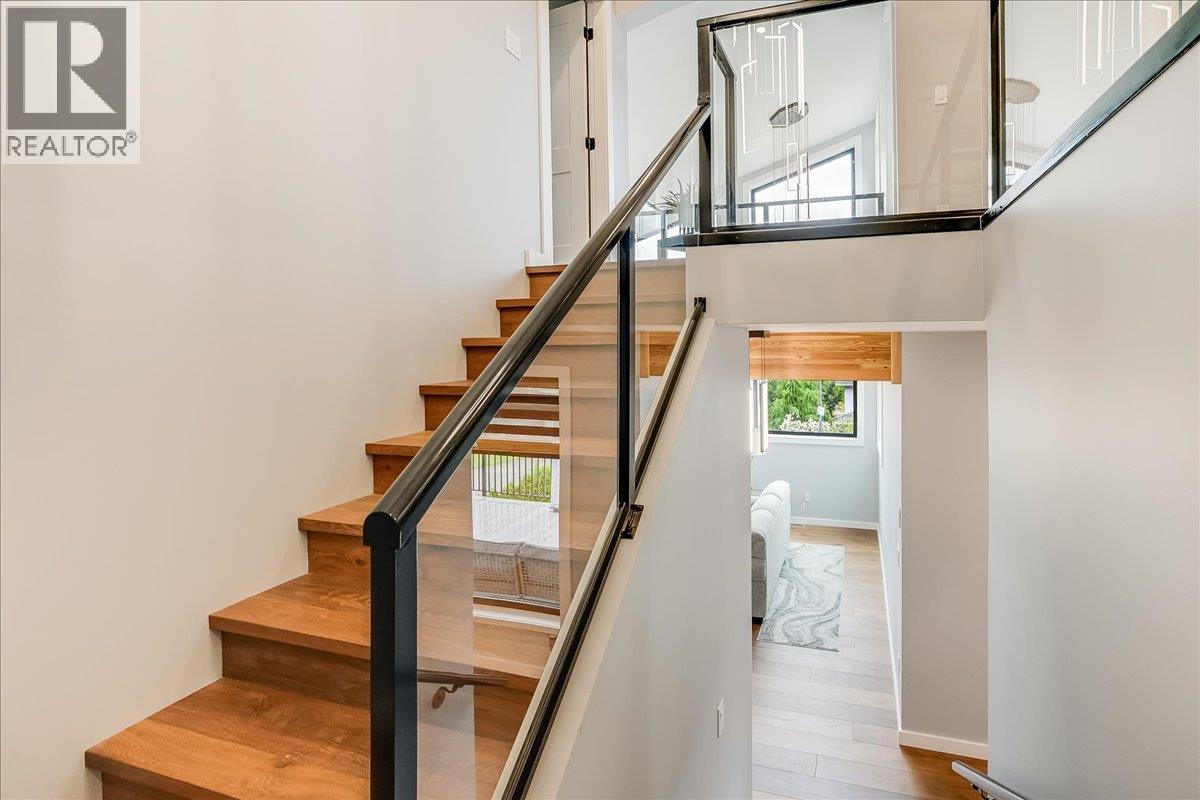 2391 Mcbride Street, Trail, British Columbia  V1R 3A6 - Photo 19 - 10360081