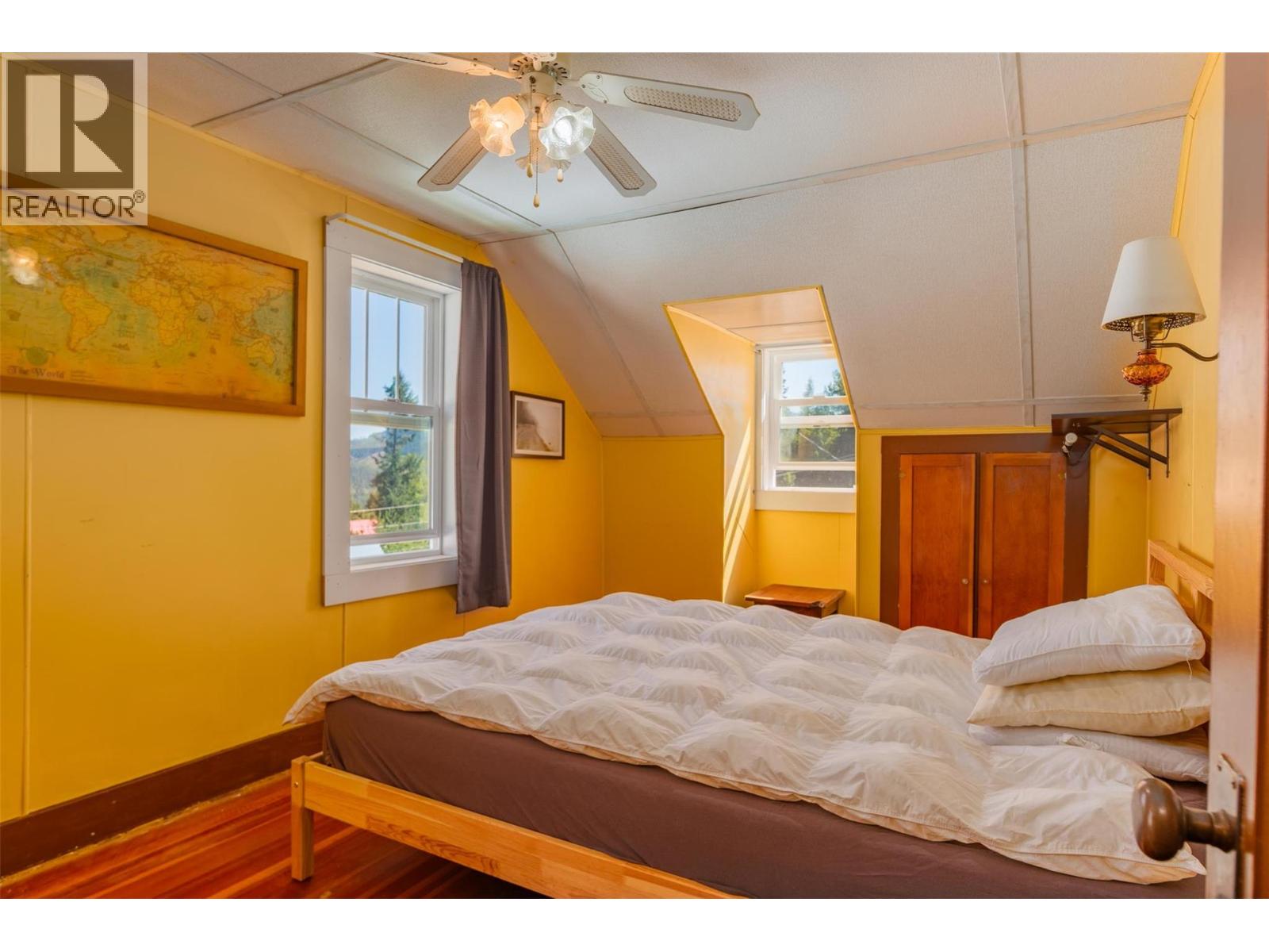 2346 Fourth Avenue, Rossland, British Columbia  V0G 1Y0 - Photo 23 - 10360462