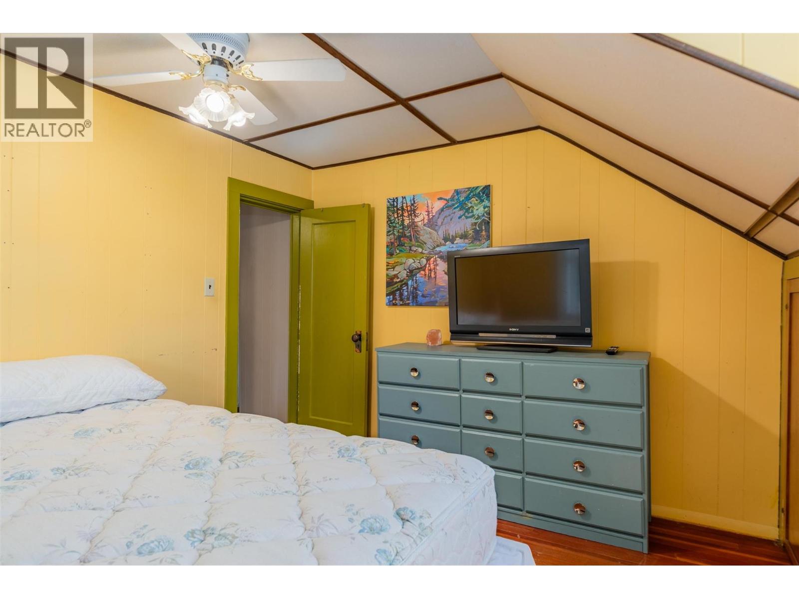 2346 Fourth Avenue, Rossland, British Columbia  V0G 1Y0 - Photo 27 - 10360462